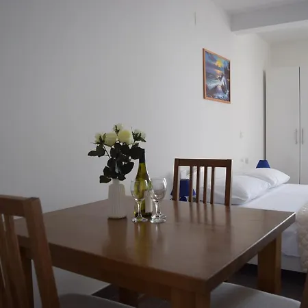 Appartement King 2 Podstrana